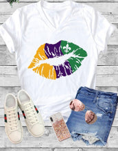 Load image into Gallery viewer, Kiss My Gras Tee (1x-2x)